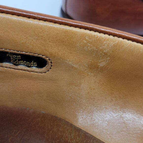 Allen Edmonds \